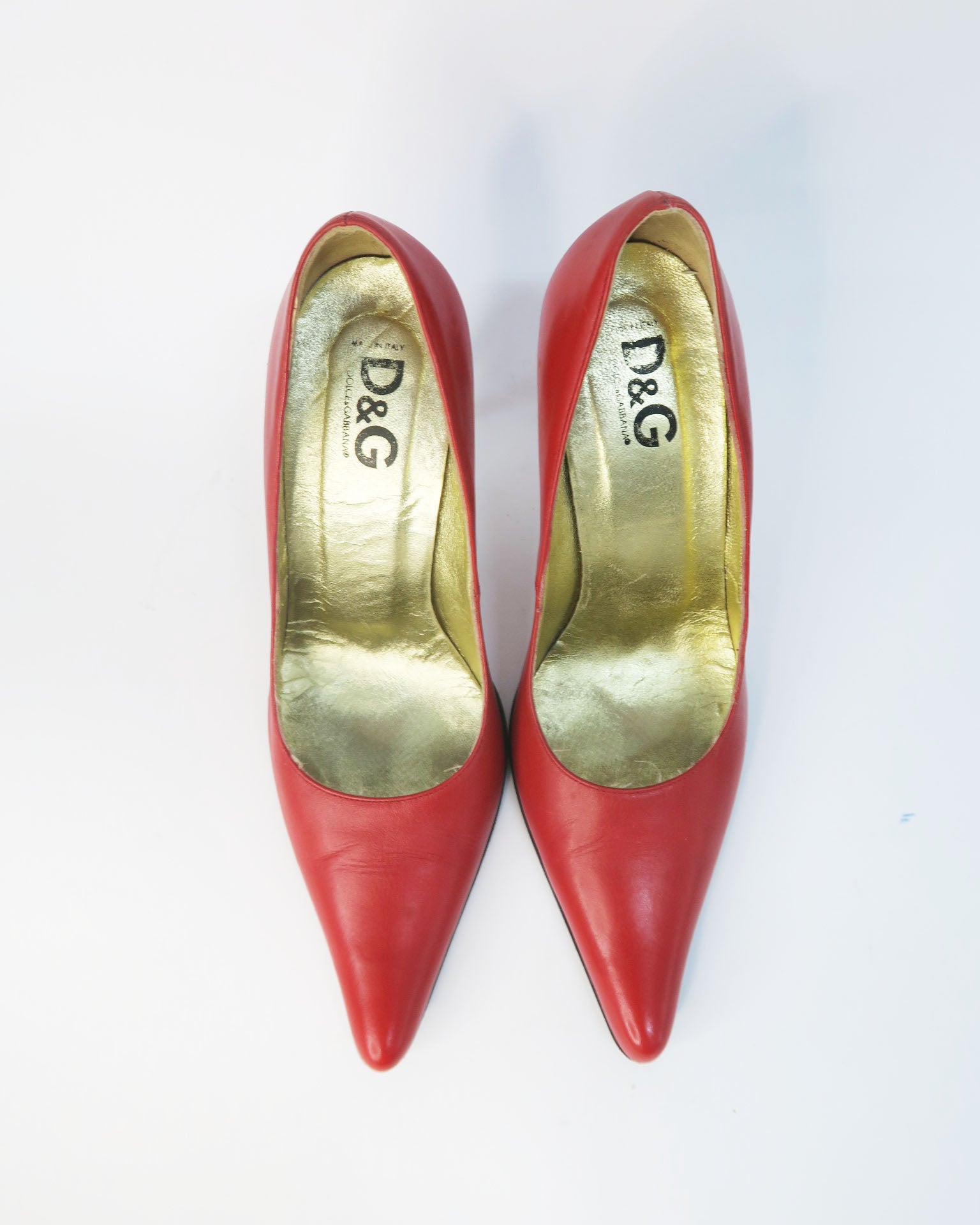 D&G salones rojos
