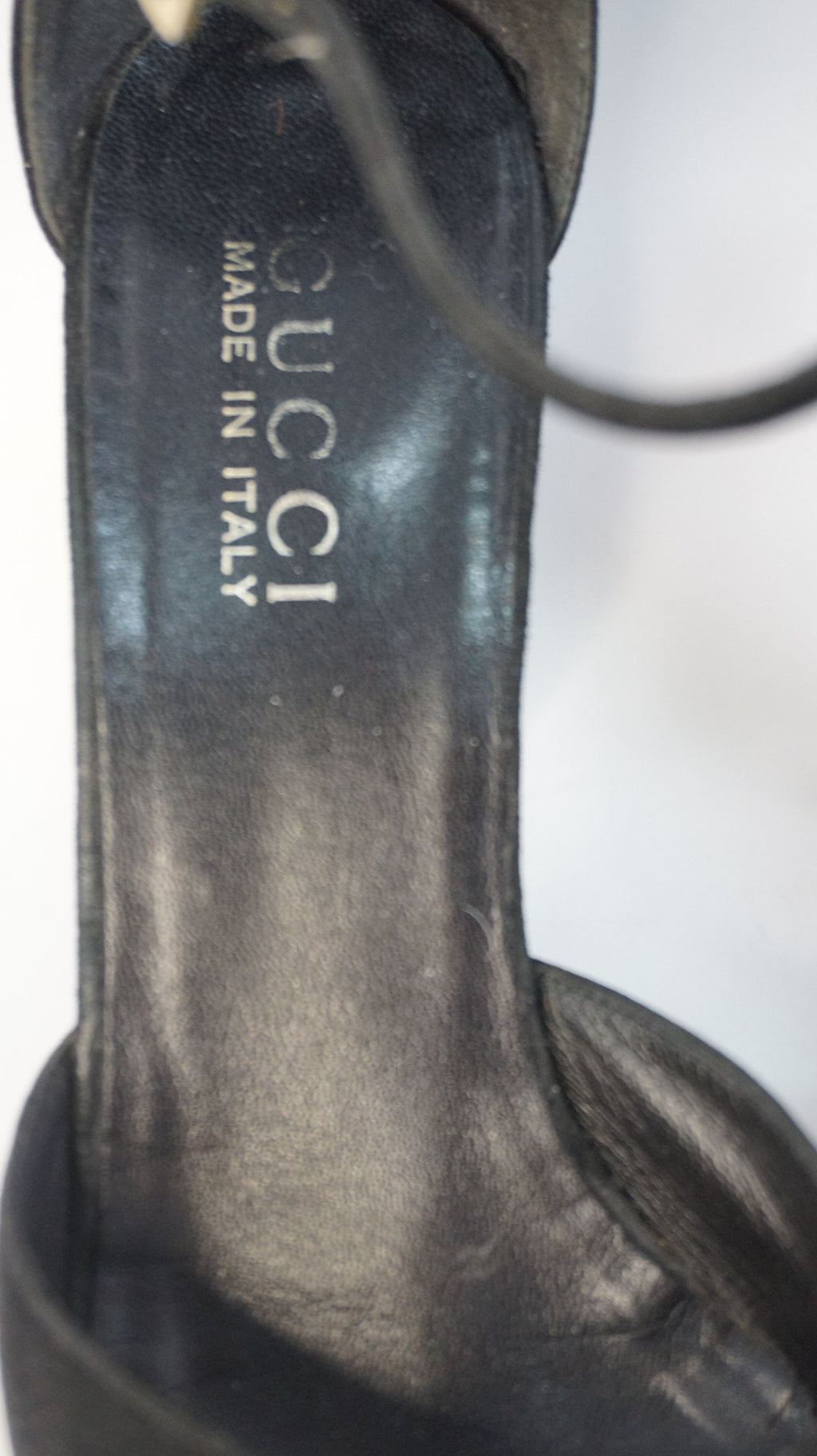 Gucci - Salones terciopelo negro