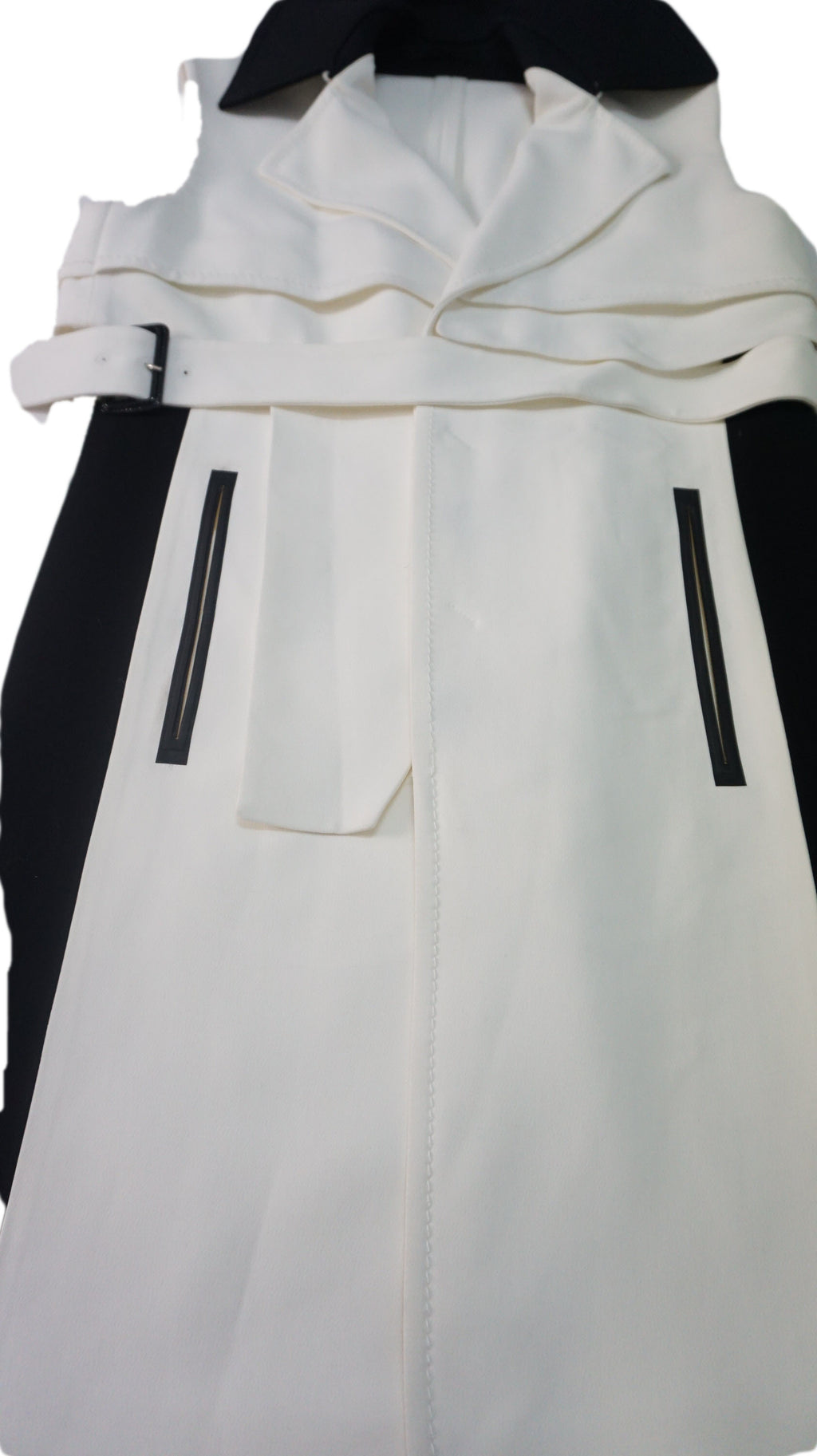 Costume National - Vestido sin mangas en blanco con cuello neopremo