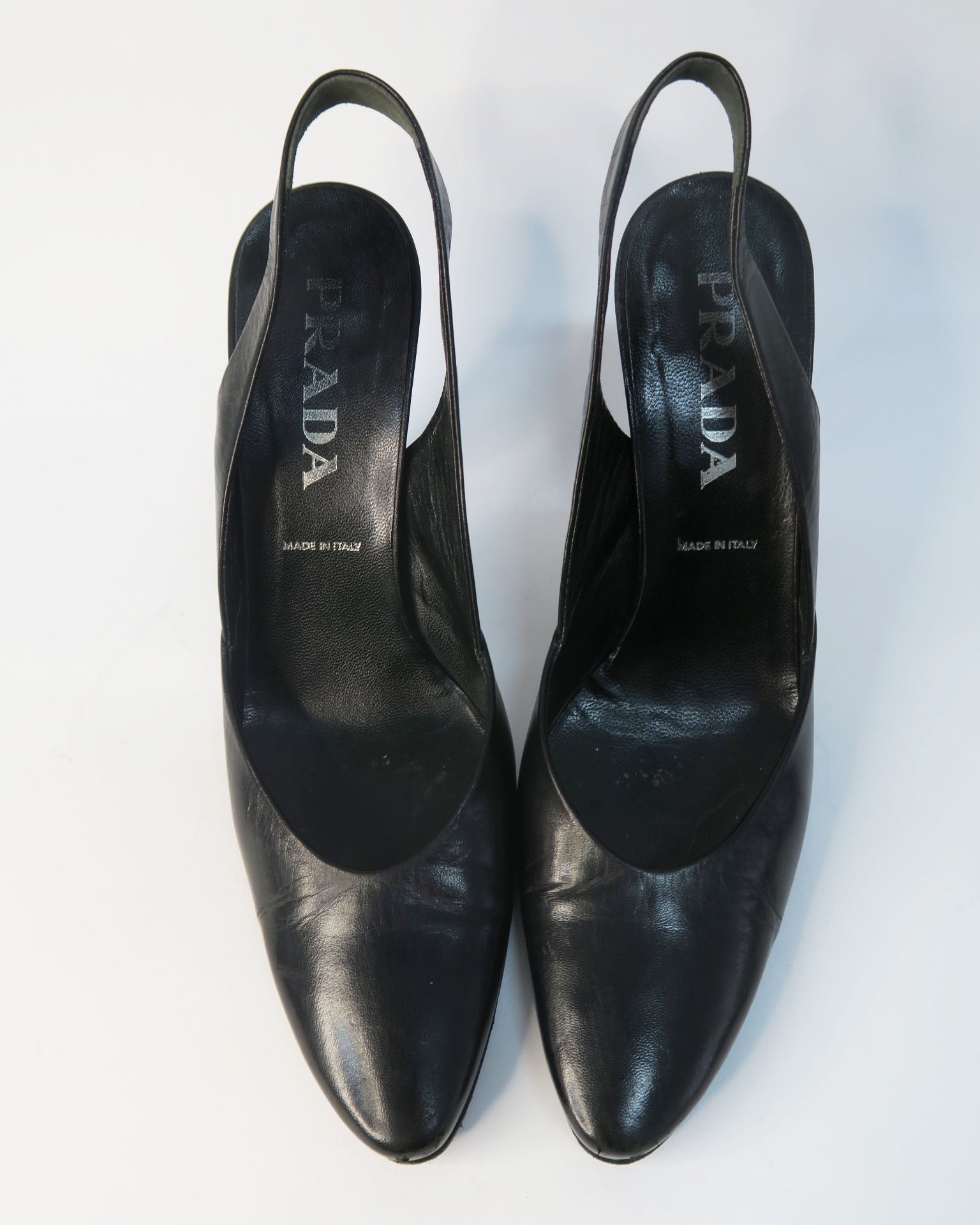 Prada salones Negro