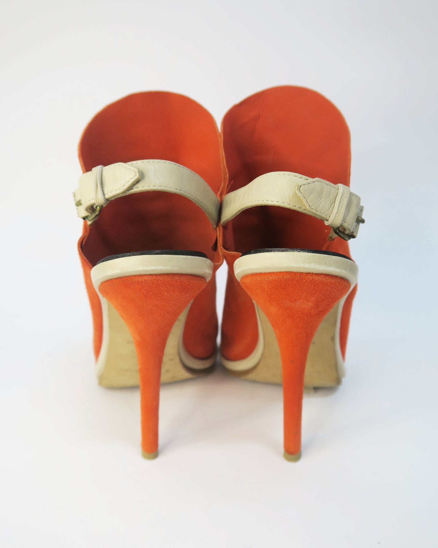 Balenciaga sandalias naranjas