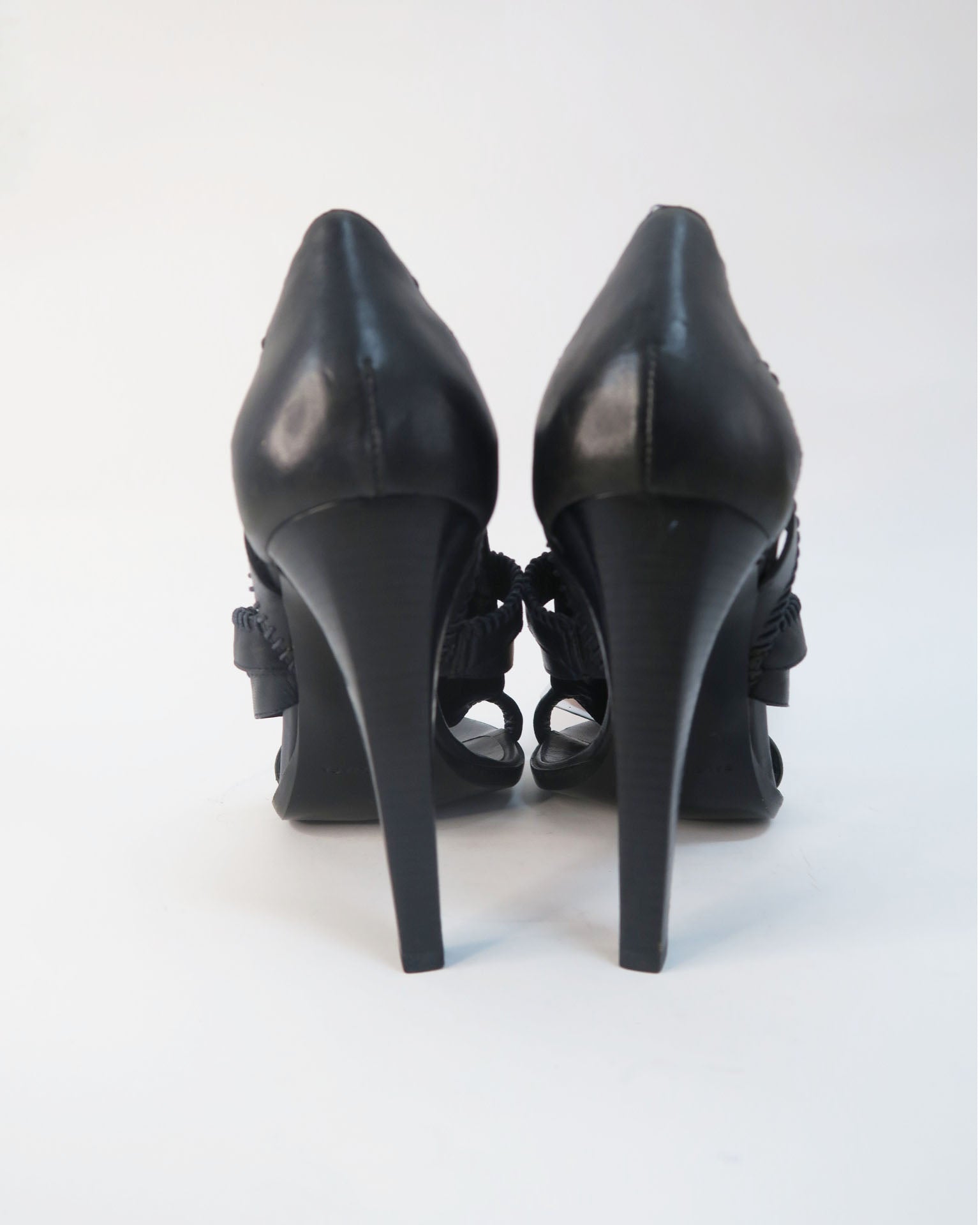 Balenciaga sandalias negra