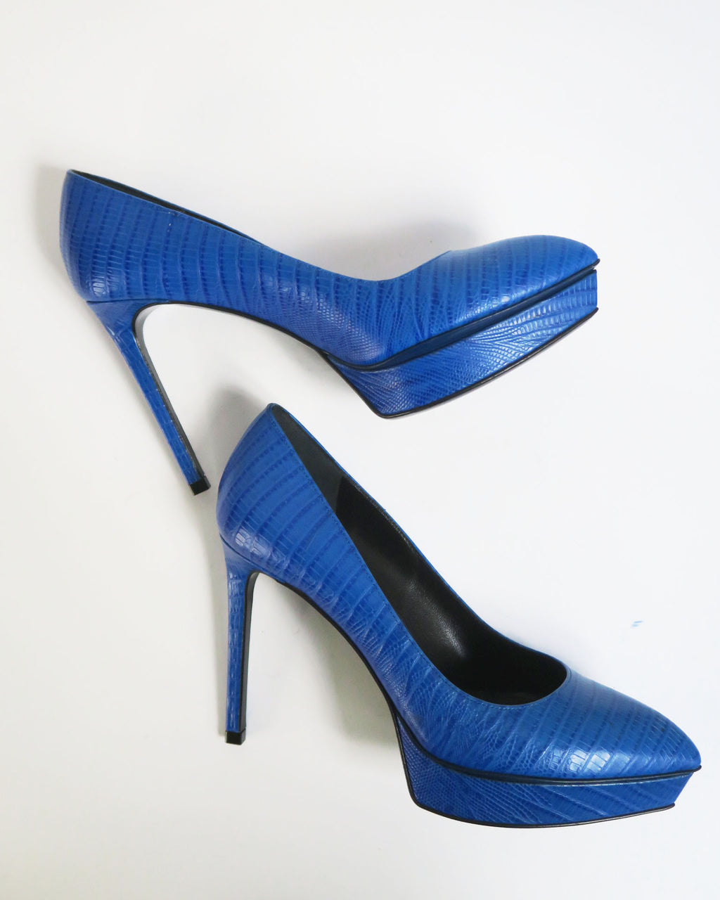 Saint Laurent salones azul