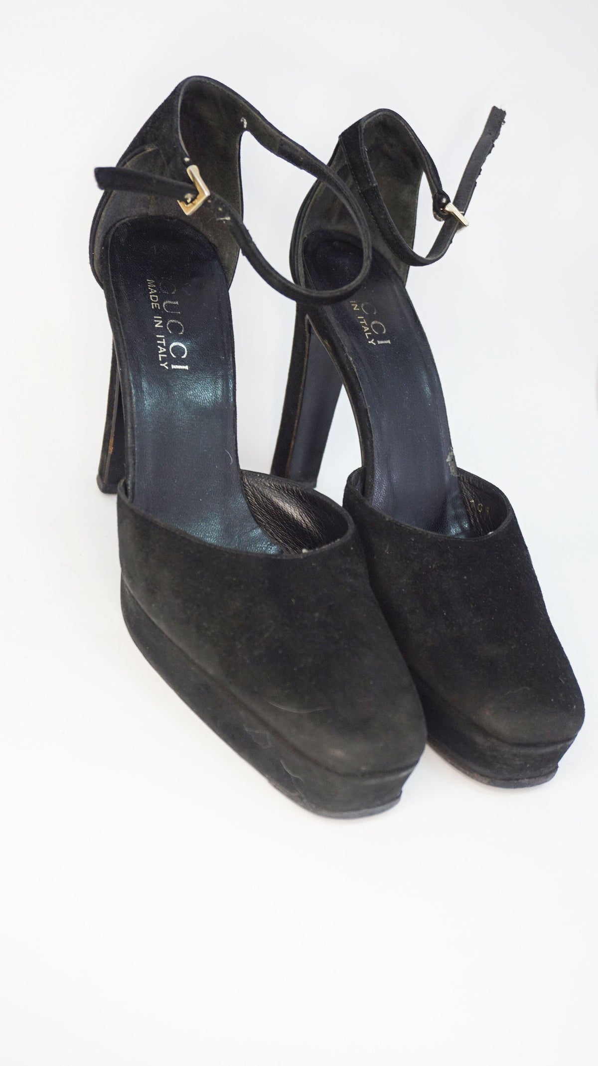 Gucci - Salones terciopelo negro