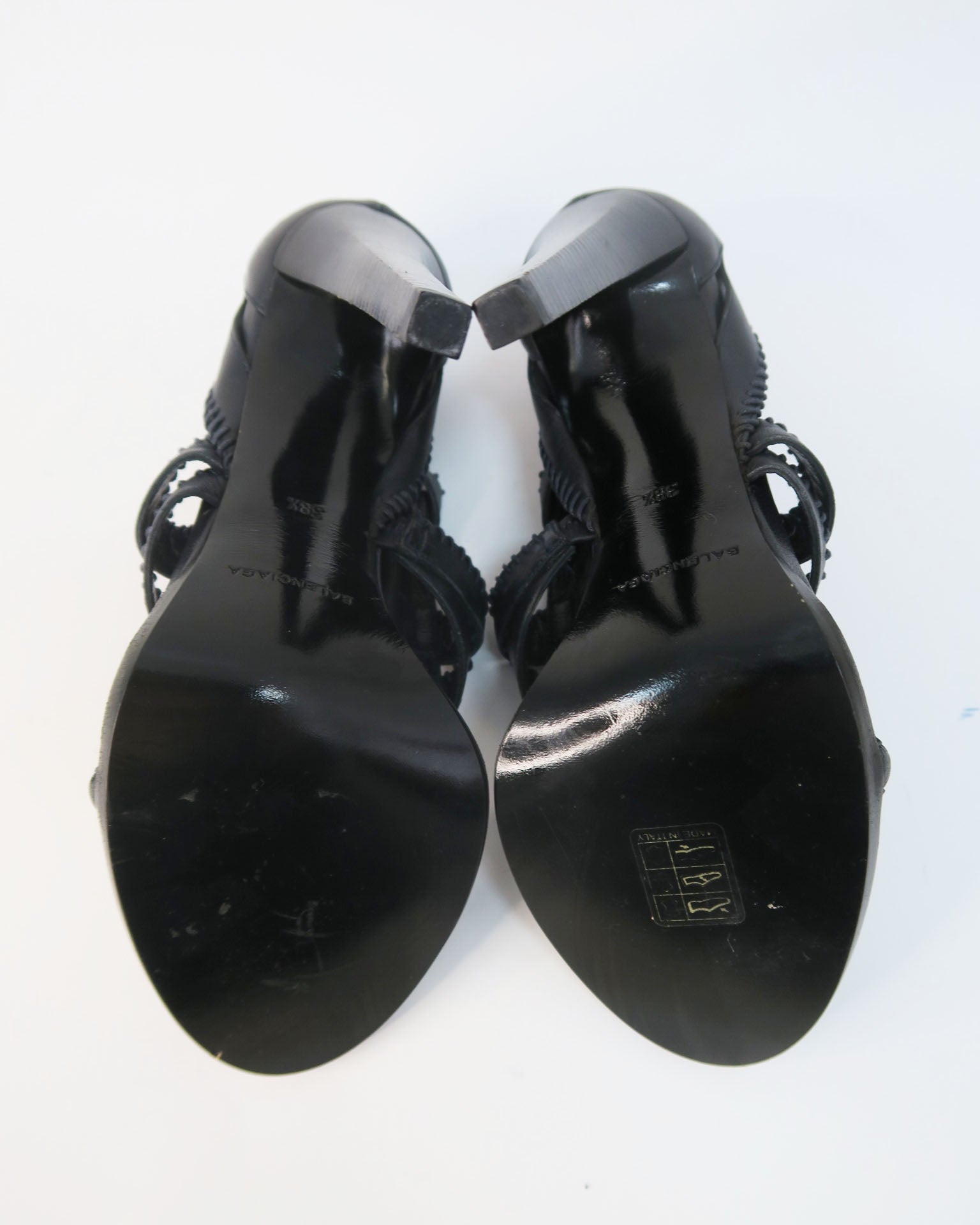 Balenciaga sandalias negra