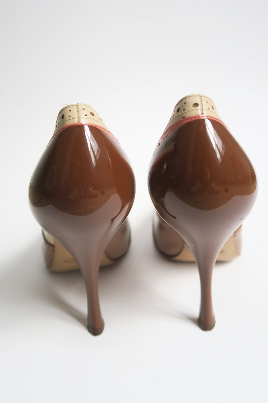 Miu Miu Salones