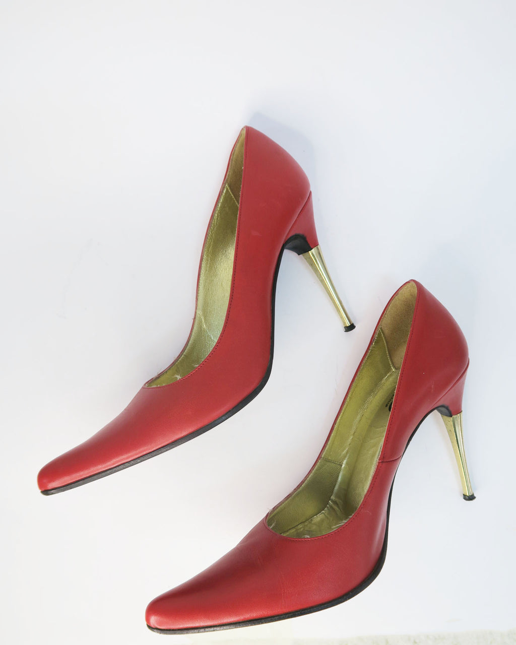 D&G salones rojos