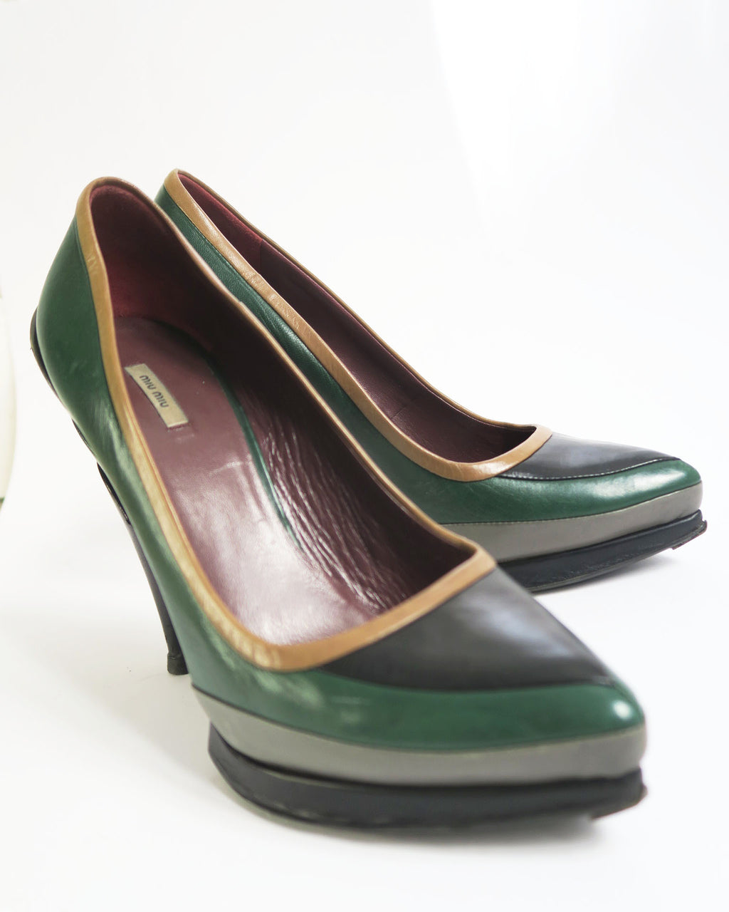 Miu Miu salones verde