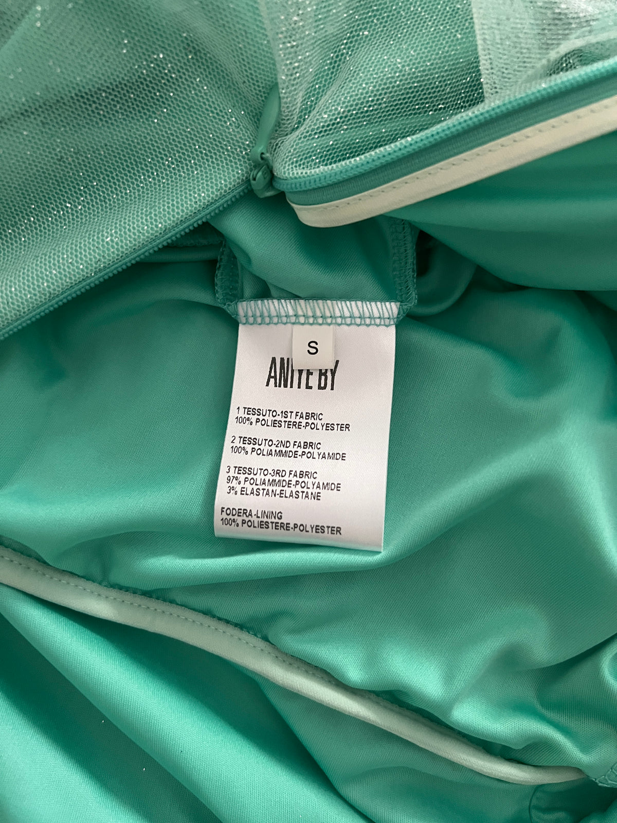 AniyeBy - Vestido verde con palabra de honor y cintura de lentejuela