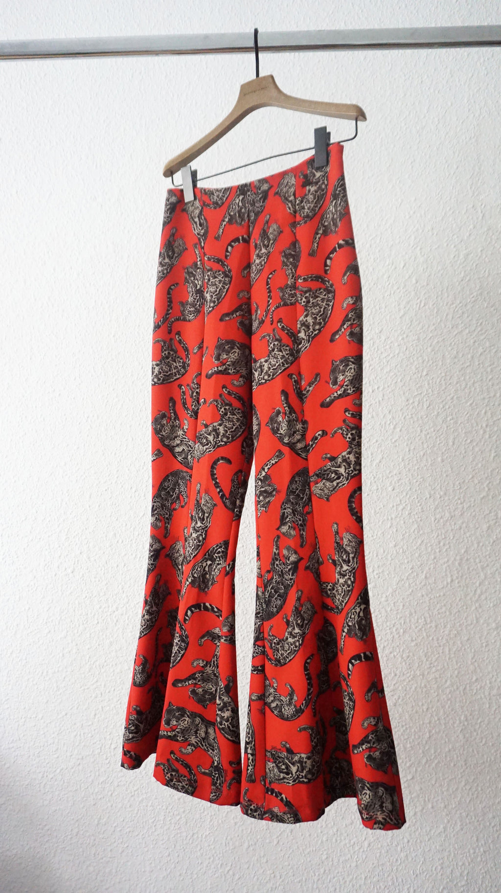 Just Cavalli - Pantalon rojo con leopardo