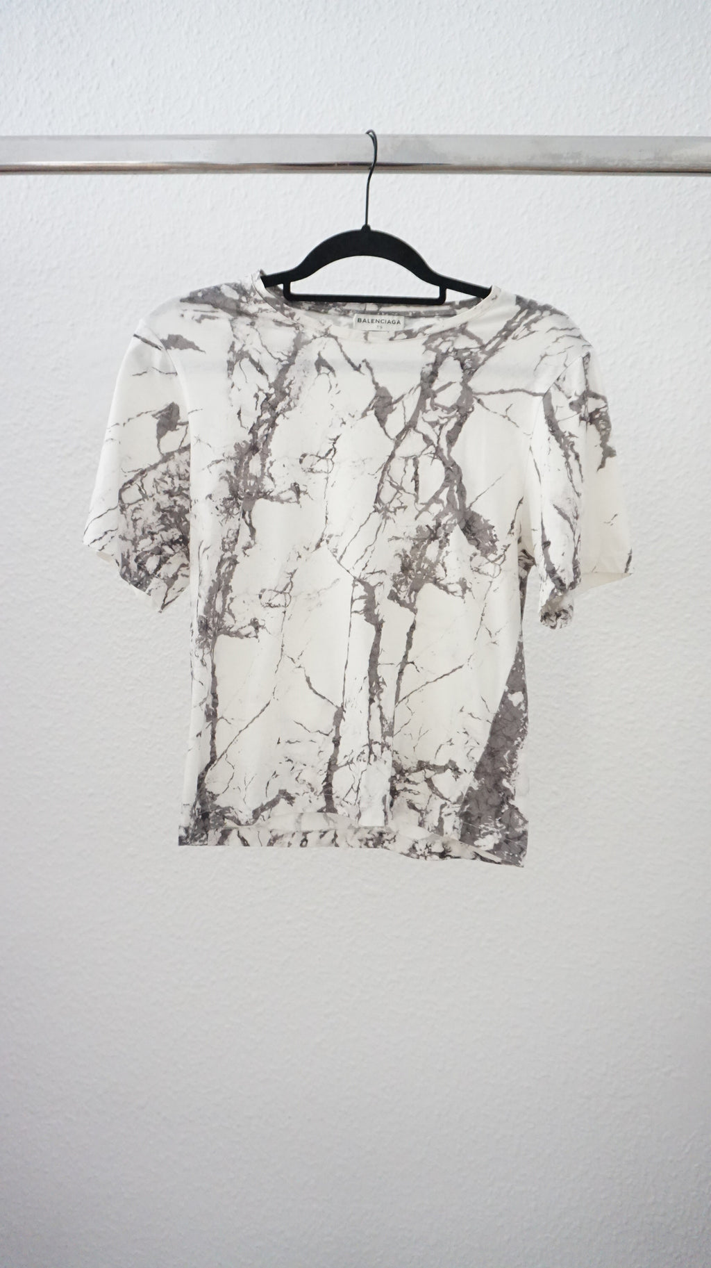 Balenciaga - Camiseta  en blanco y negro dibujo mármol