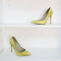 Le silla salones amarillo