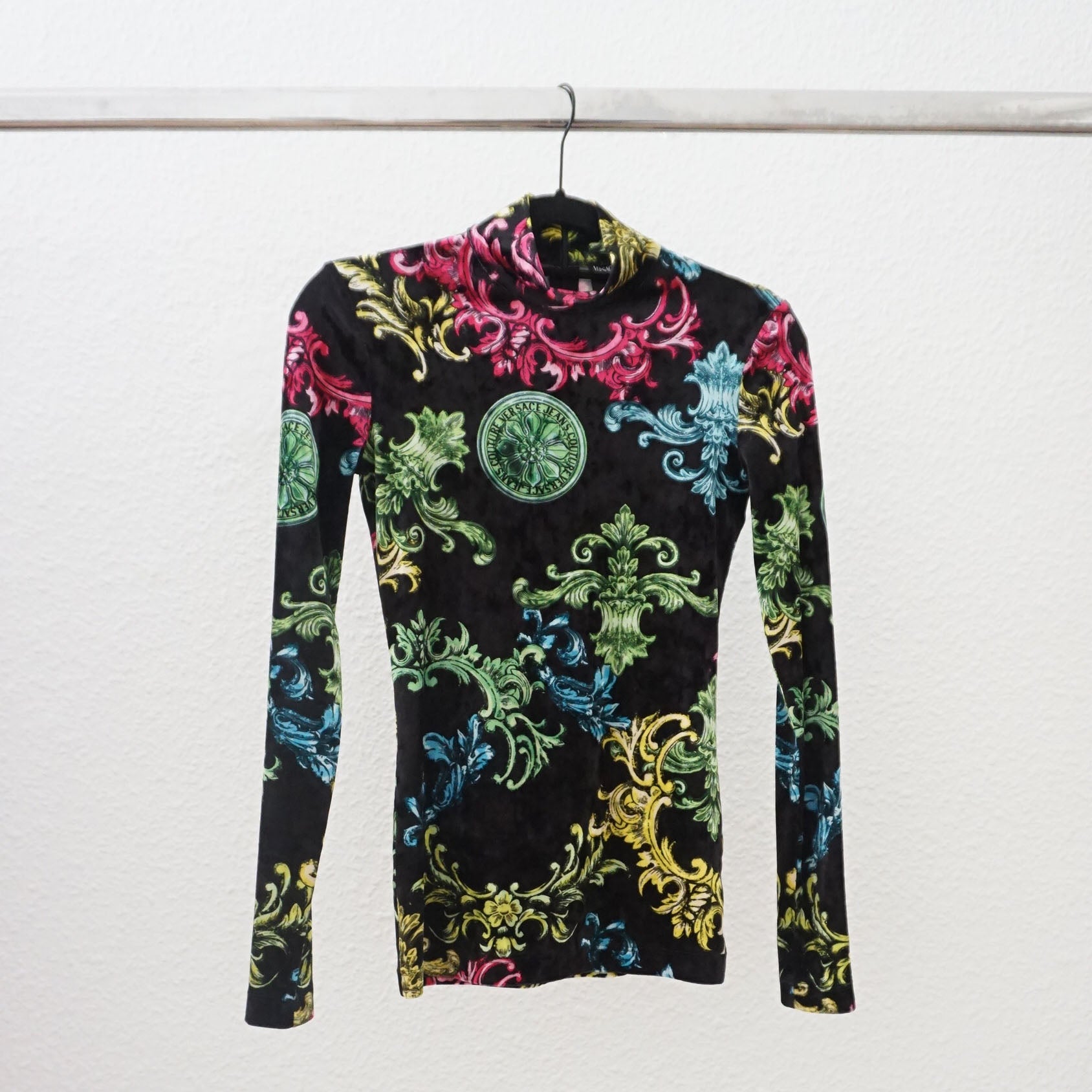 Versace Jeans - Camiseta manga larga terciopelo con colores vivos